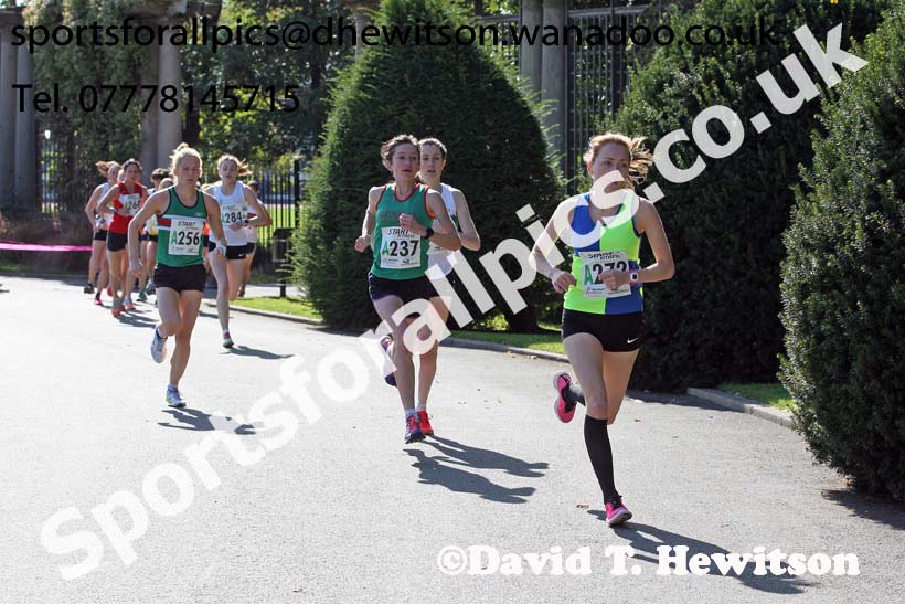 Senior women, Northern Road Relays, Blackpool. Photo: David T. Hewitson/Sports for All Pics